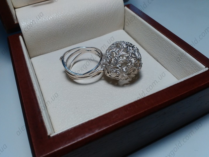 Перстень женский без камней