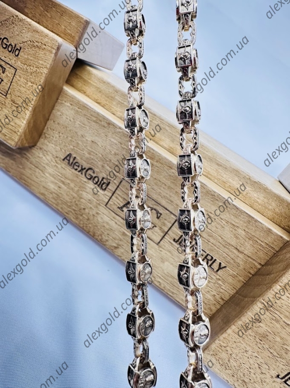 Ланцюг масивний золотий вага 100 г Ланцюг масивний золотий вага 100 г