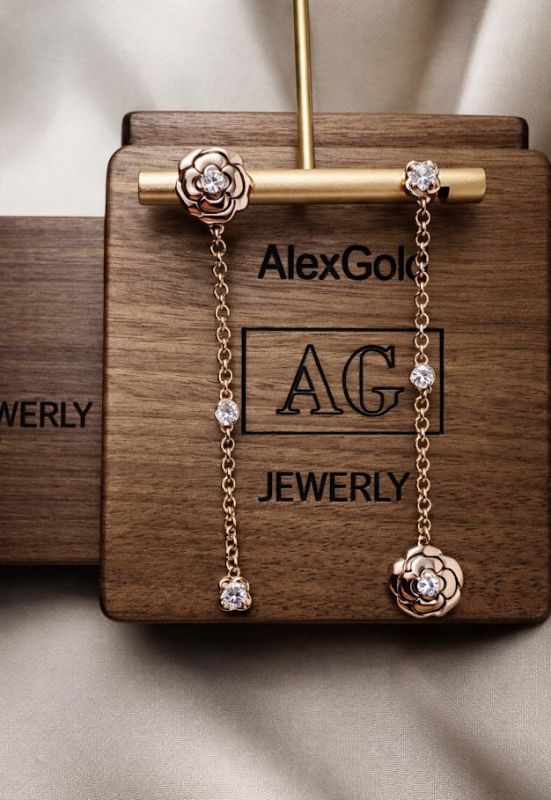 Сережки Camelia Chanel пусети із золота